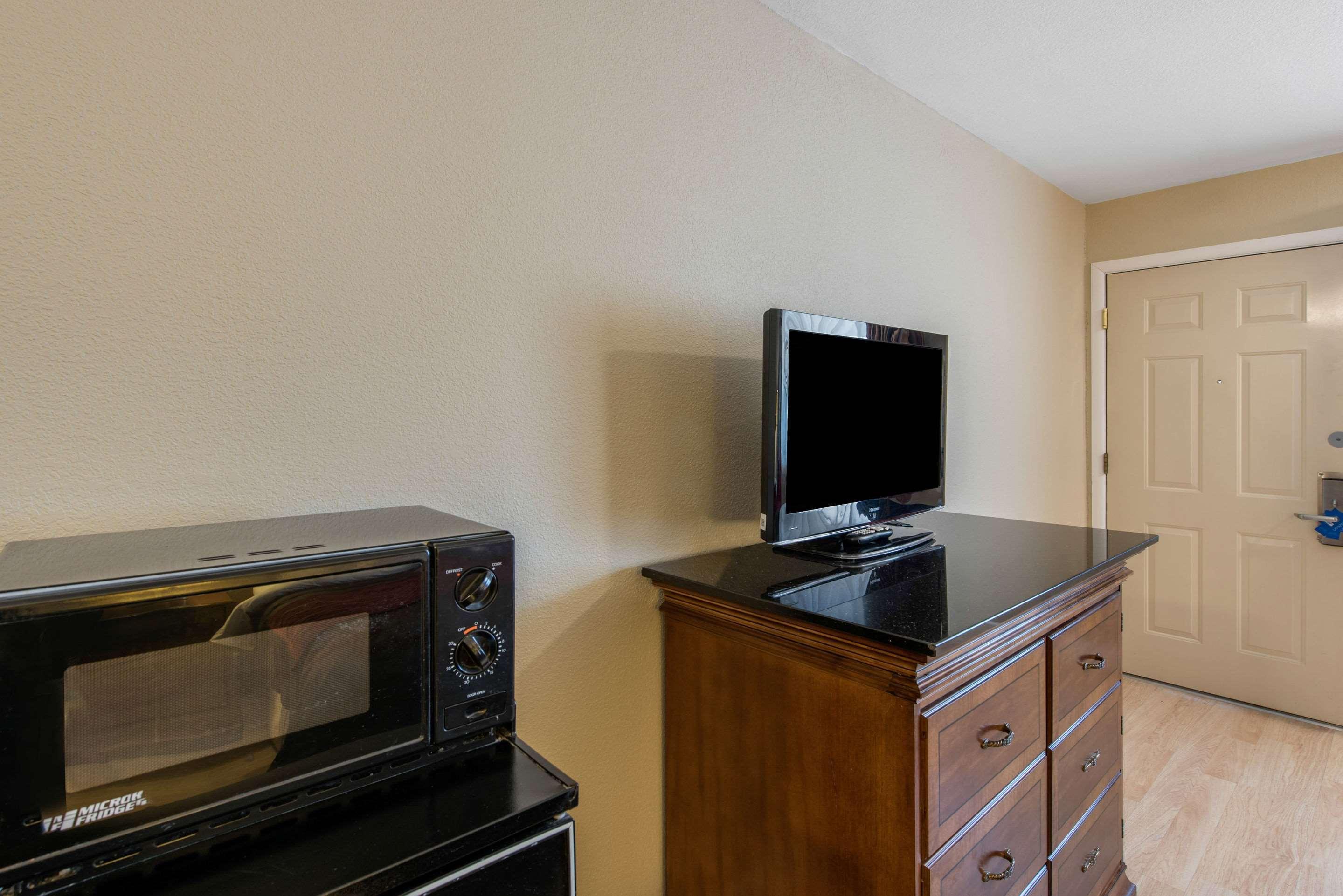 Abode Hotel Redding Exterior foto