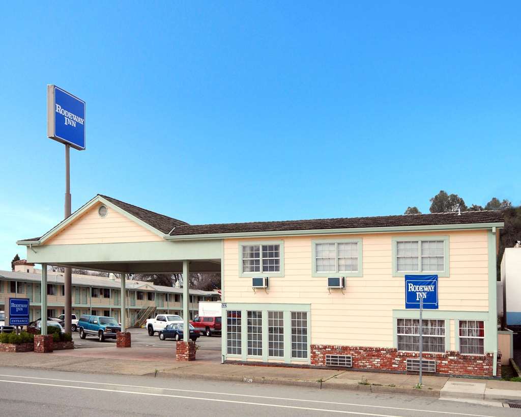 Abode Hotel Redding Exterior foto